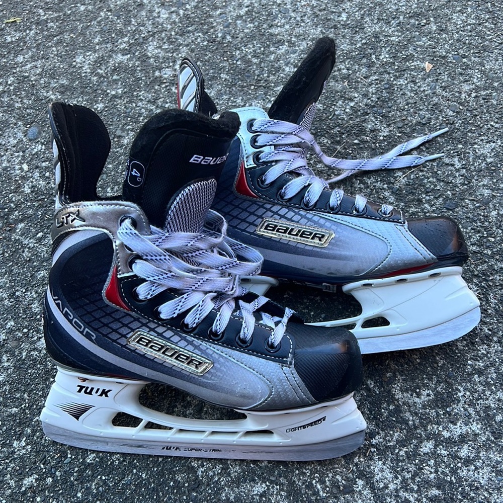 Bauer Kids Hockey Skates